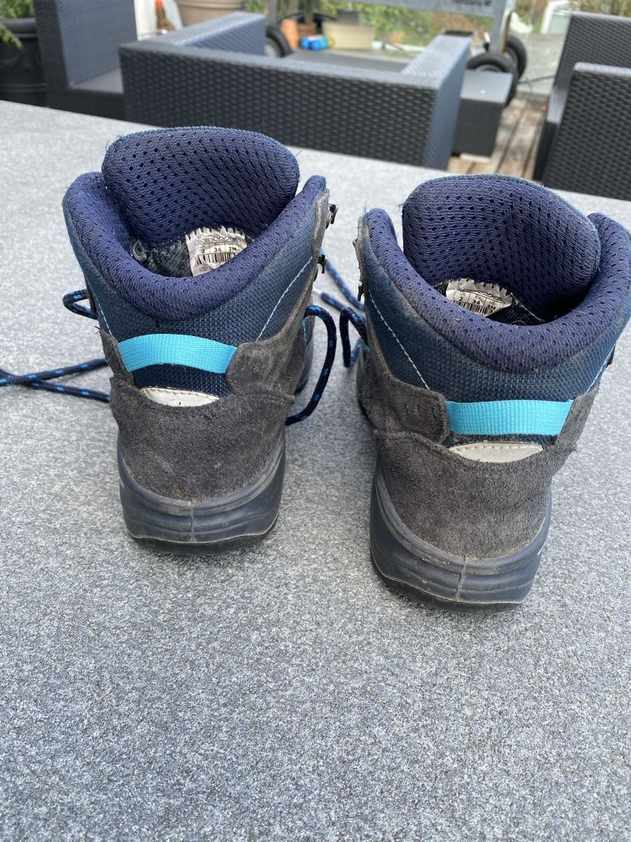 Lowa Herrenschuhe: Wanderschuhe – Gebraucht aus Watt von yaelD 2