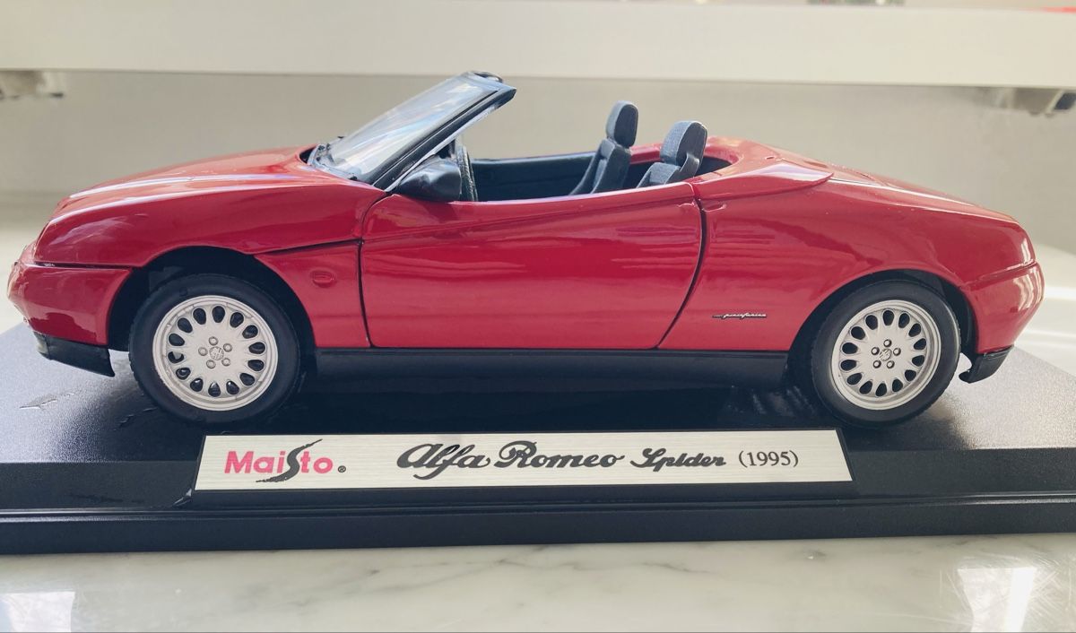 Maisto Modellini d'auto: Alfa Romeo Spider Modelfahrzeug – Usato da Brüttisellen venduto da sinacat1 2