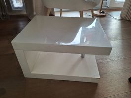 Weisser Design Couchtisch, guter Zustand, 40x50x30cm