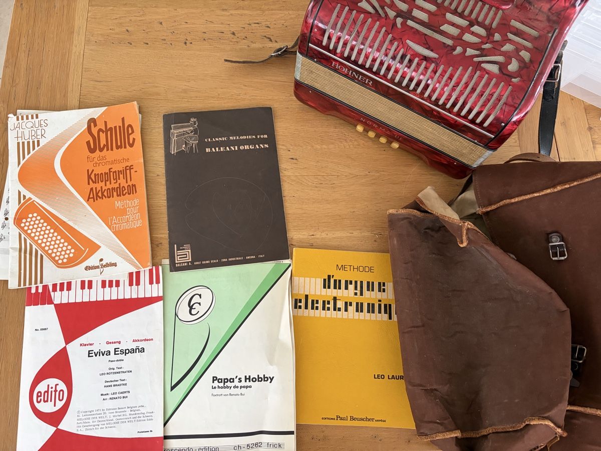 Musikinstrumente: Accordéon Hohner Norma 3 – Gebraucht aus Echallens von JAR69 5