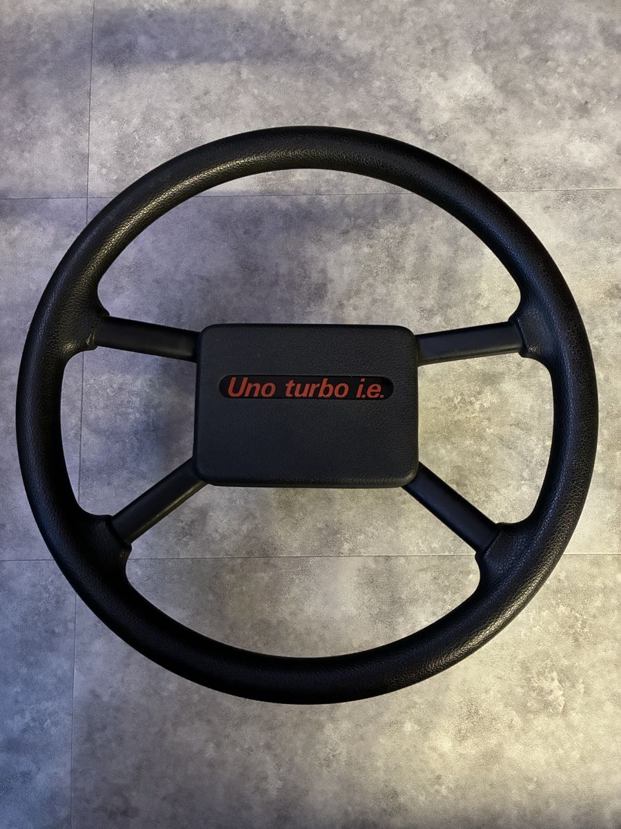 Fiat Tutti pezzi di ricambio auto: Fiat Uno Turbo – Usato da Monthey venduto da Fiat74