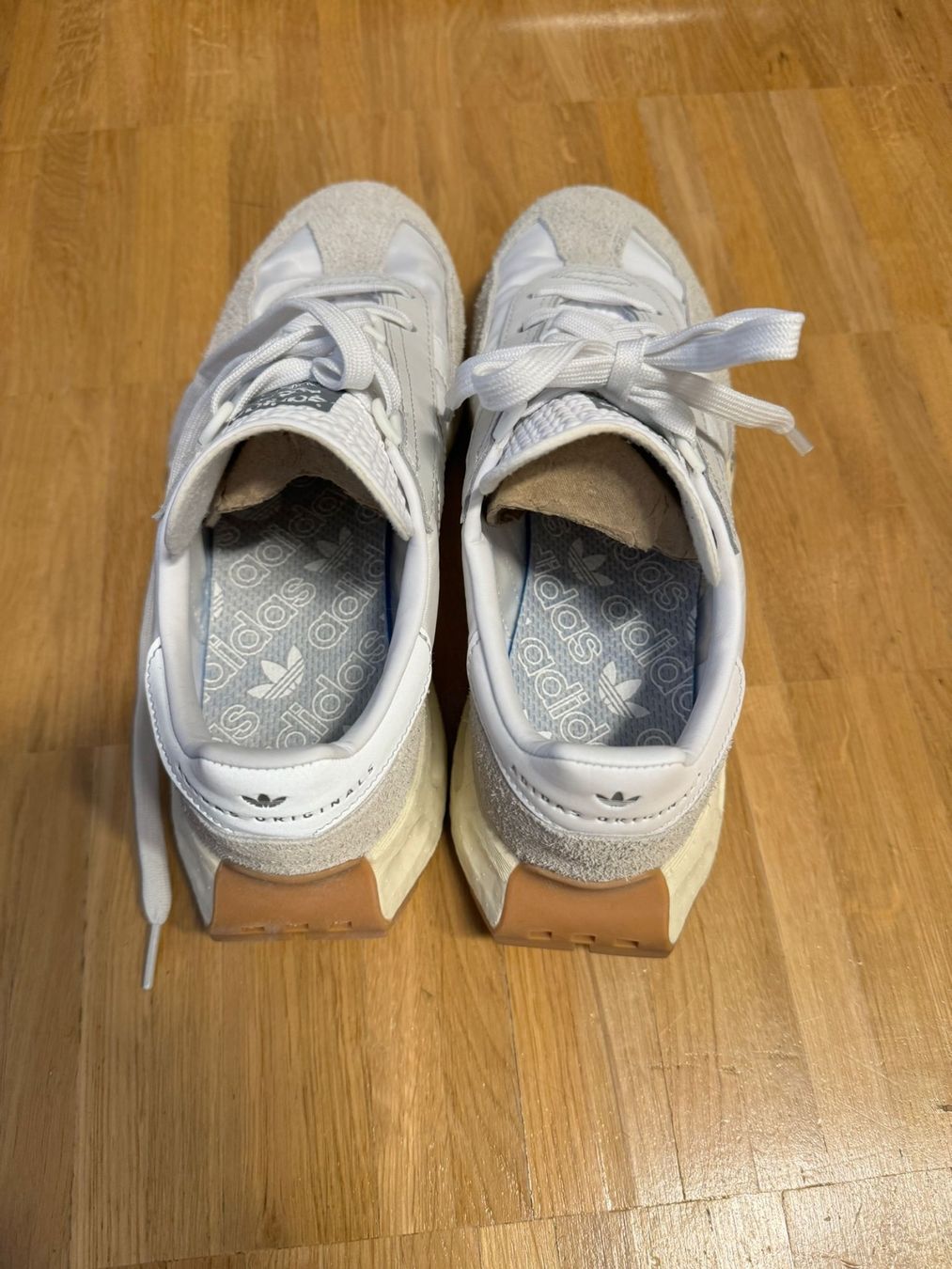 Scarpe da uomo: ADIDAS Sneaker "Retropy E5" weiss Grösse 42 – Usato da Zürich venduto da Delpi2 1