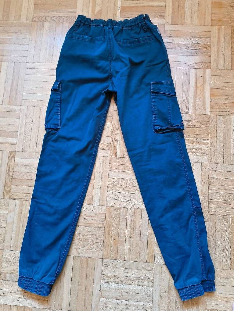 Name It Pantaloni: Cargo Jeans, Gr. 152 (angeschrieben mit Gr. 158) – Usato da St. Gallen venduto da curlygyal 1