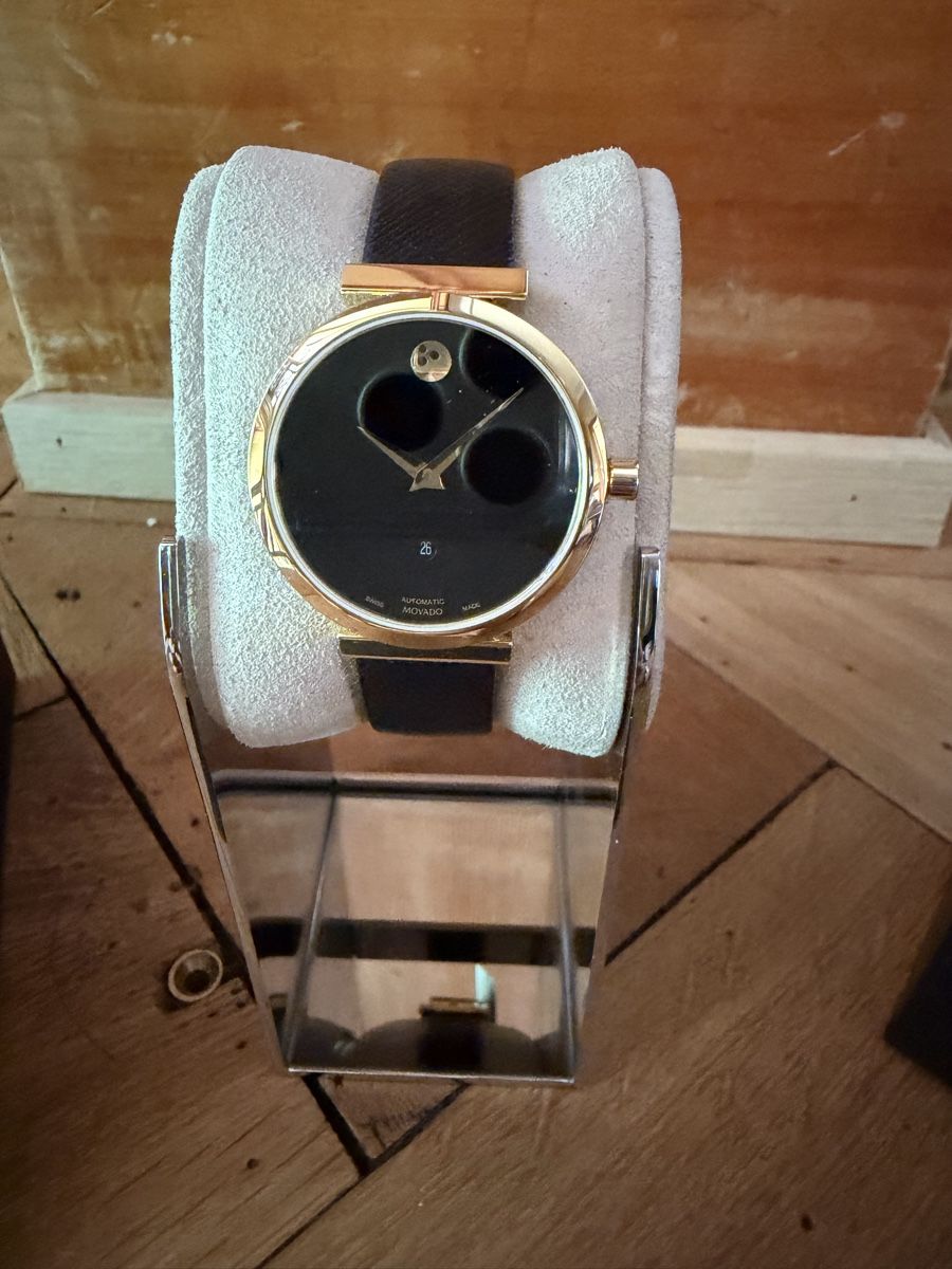 Movado Uhren: Movado Museum Armbanduhr NEU – Neu und originalverpackt aus Schaffhausen von oscarstahelag 1