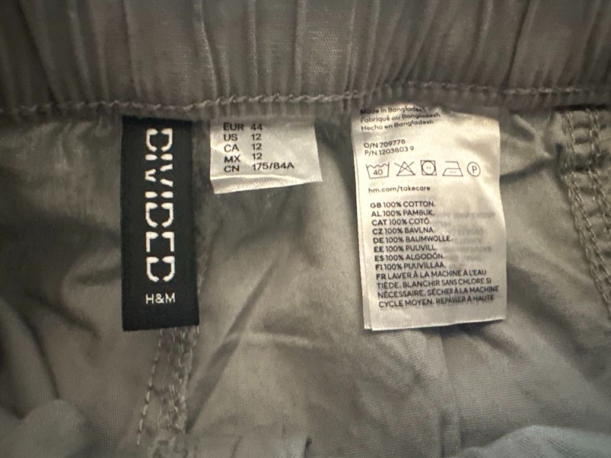 H&M Pantalons: H&M Hose, Gr. 44 – D'occasion à Buus par 2019dp 2