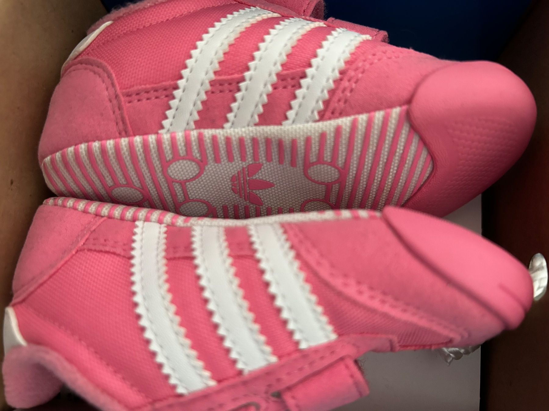 Adidas Scarpe per ragazzi: Baskets Adidas Dragon / taille 19 – Nuovo (secondo la descrizione) da Meyrin venduto da Bronx86 1