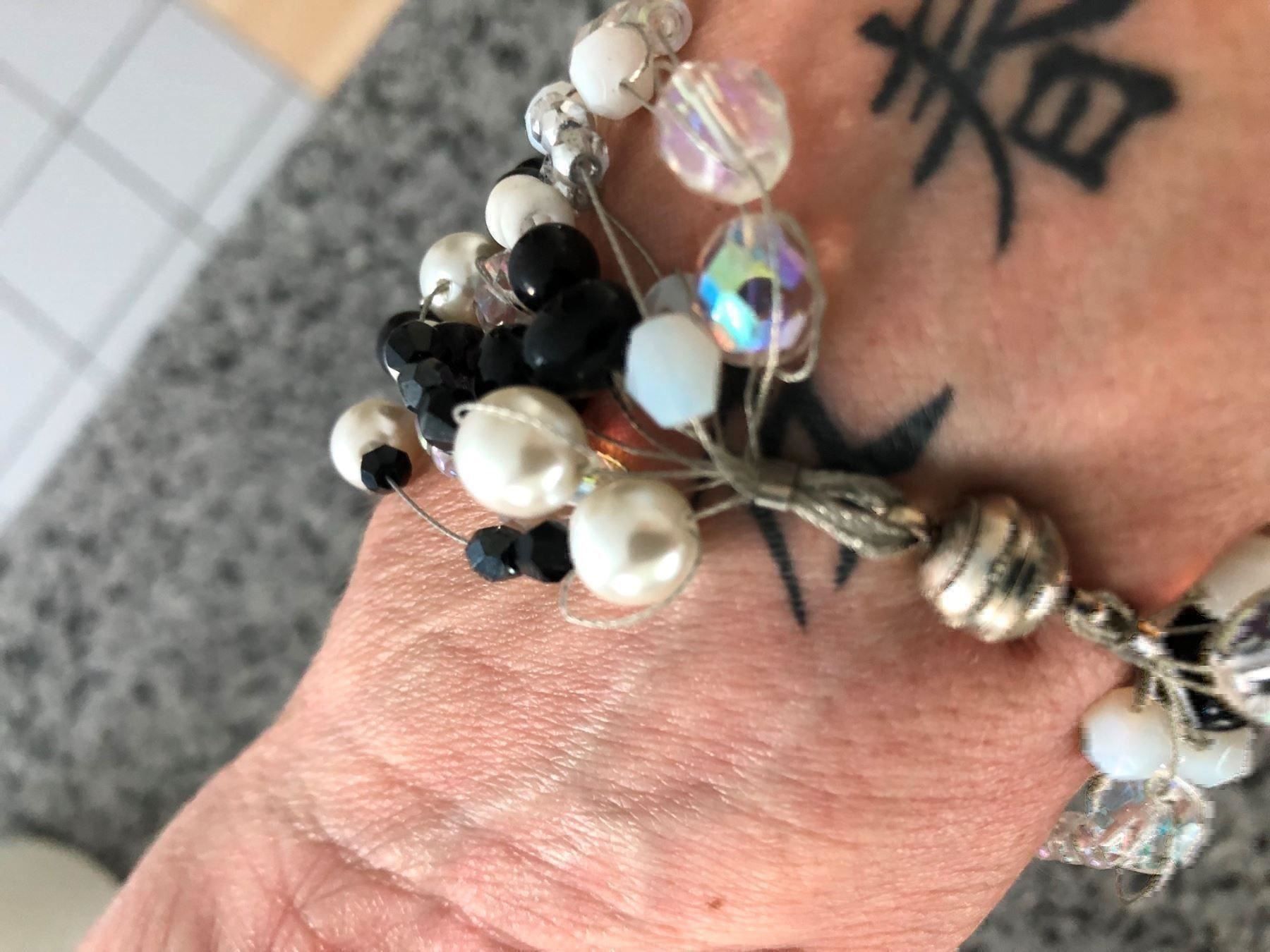 Bracciali & Braccialetti: 10-REIHIGES VERSPIELTES ARMBAND – Usato da Meggen venduto da Meggeni 4