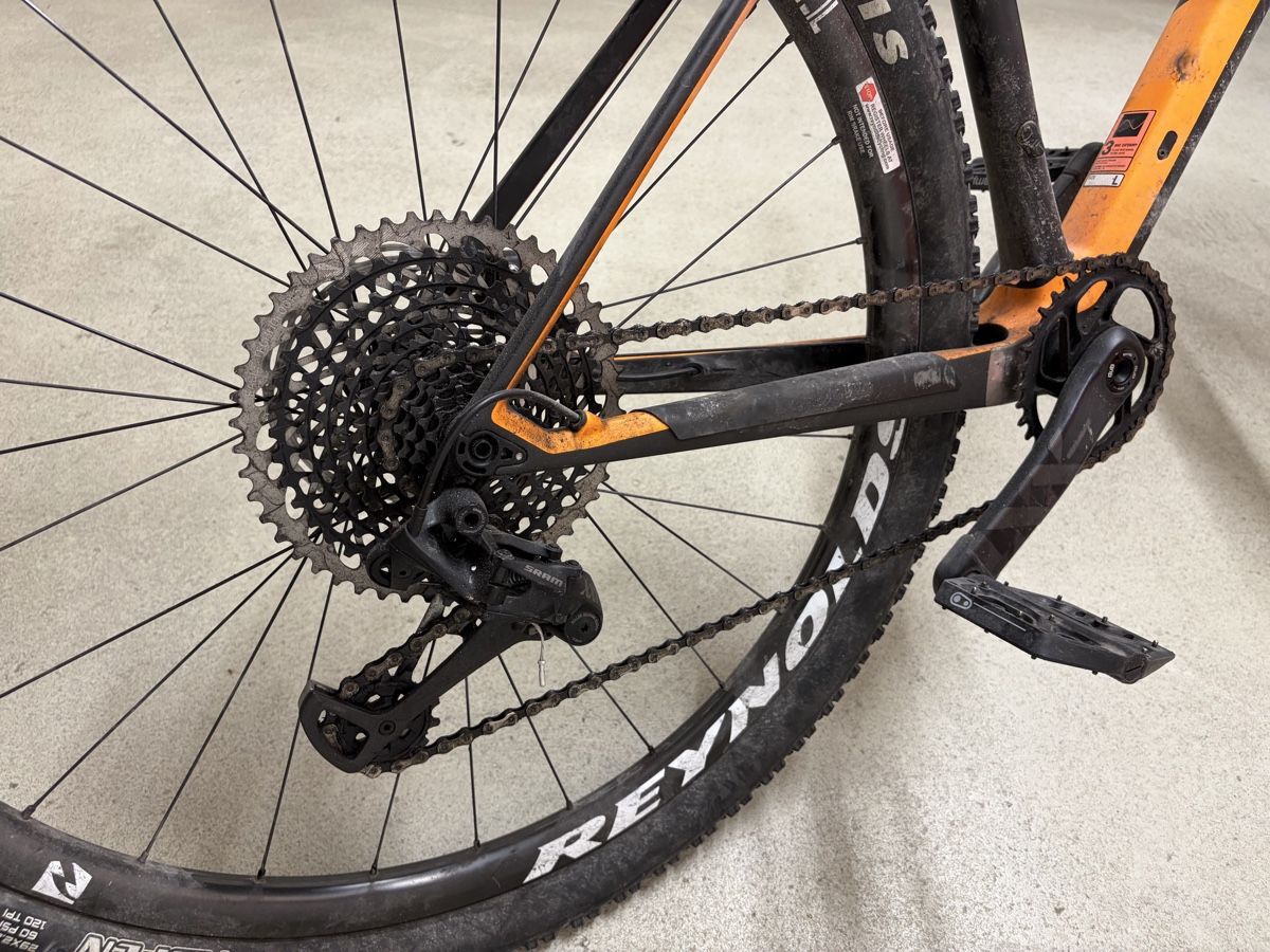 Canyon Vélos: Canyon Exceed Mountainbike – Défectueux à Thalwil par Malteco 7