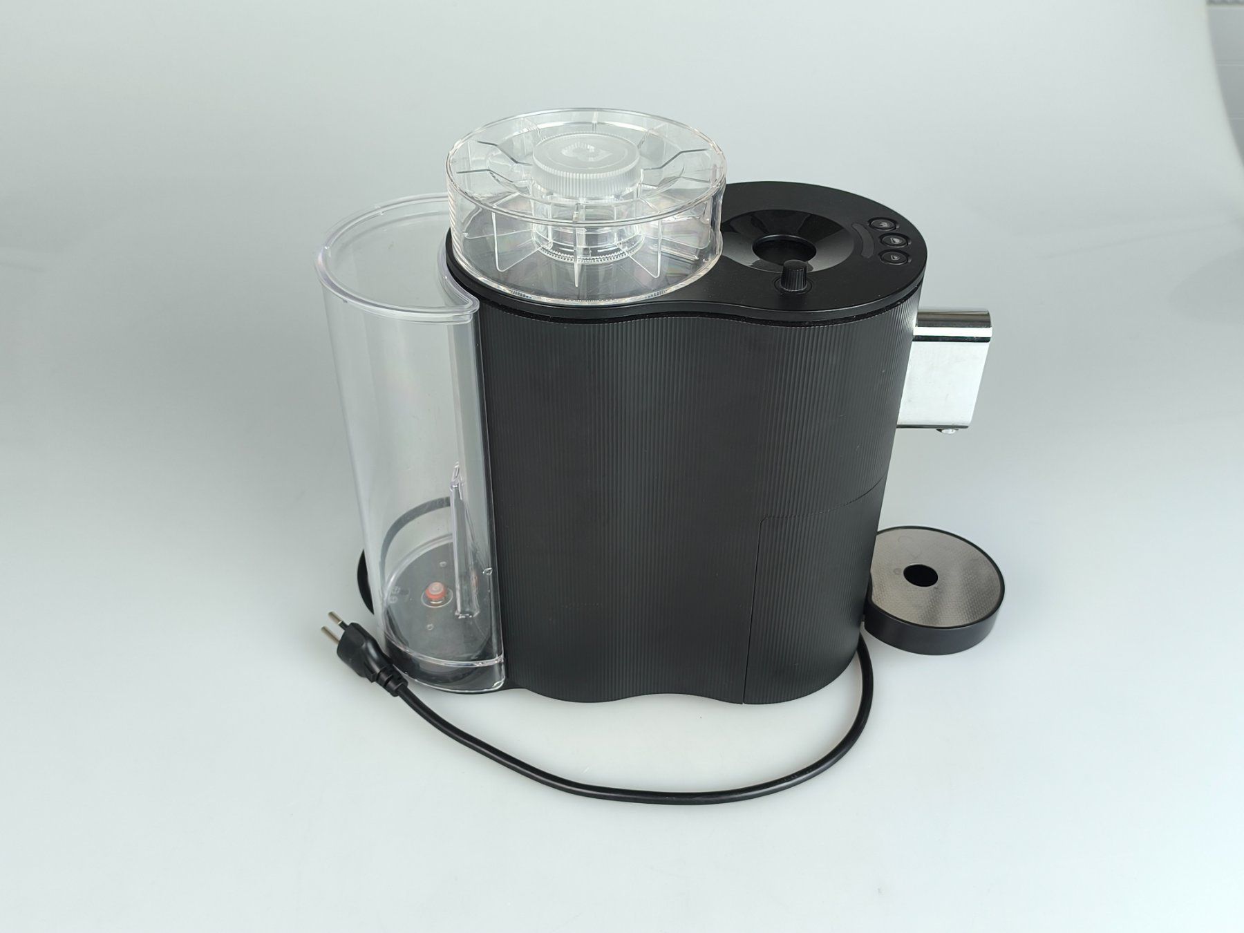 Coffee B Macchine per caffè & Macchine per espresso: CoffeeB Globe Kaffeemaschine Schwarz inkl. Lungo Bio – Usato da Rüti ZH venduto da Restwert_Rueti_ZH 4