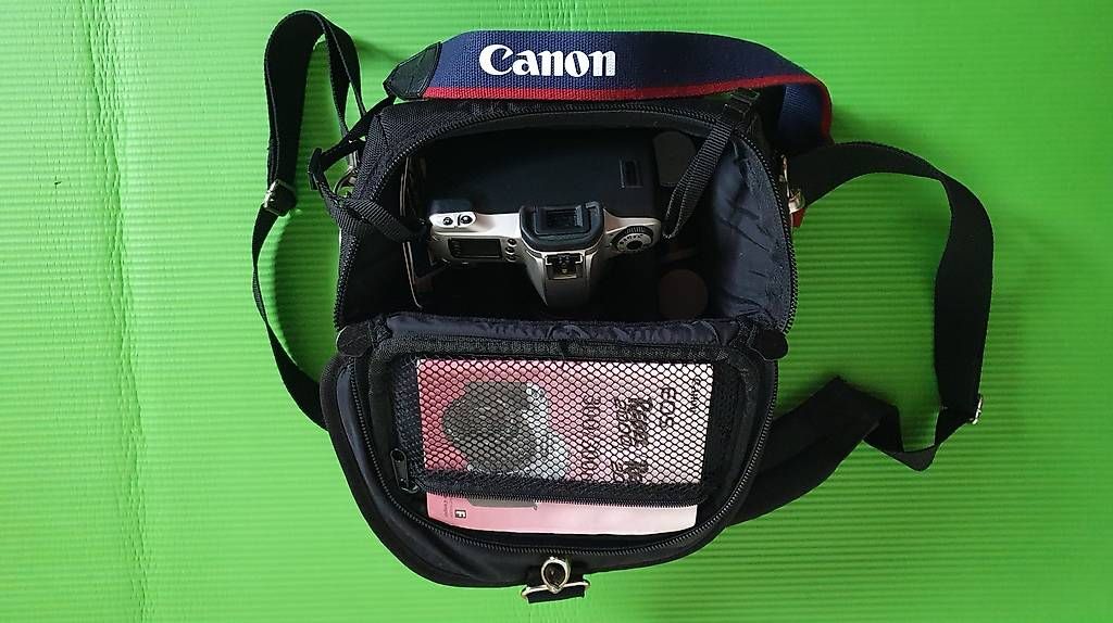 Canon Kamera: Appareil photo CANON EOS 300 – Gebraucht aus Montfaucon von crili1 4
