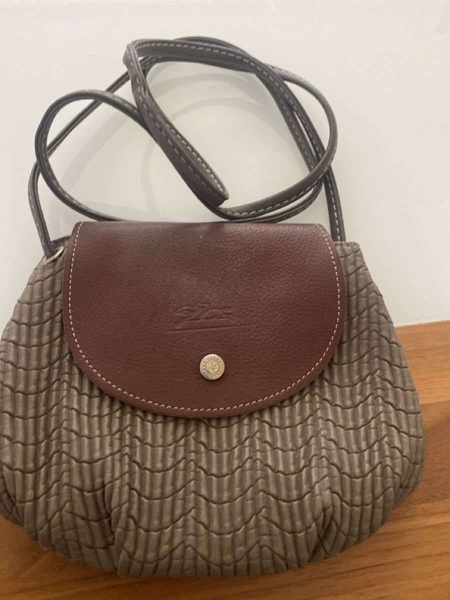 Sacs femmes: Kleine Umhängetasche  – D'occasion à Eglisau par ibag55