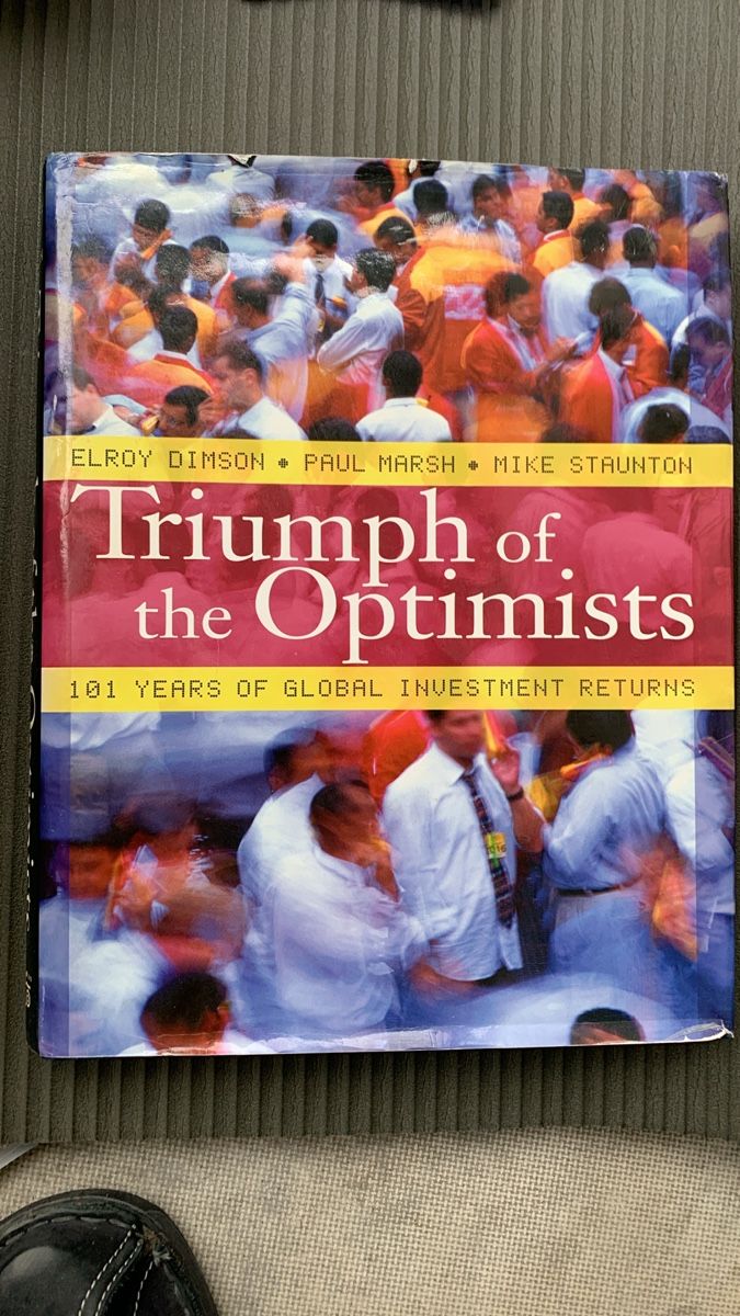 Libri: Triumph of Optimists Book – Usato da Mendrisio venduto da rappoport