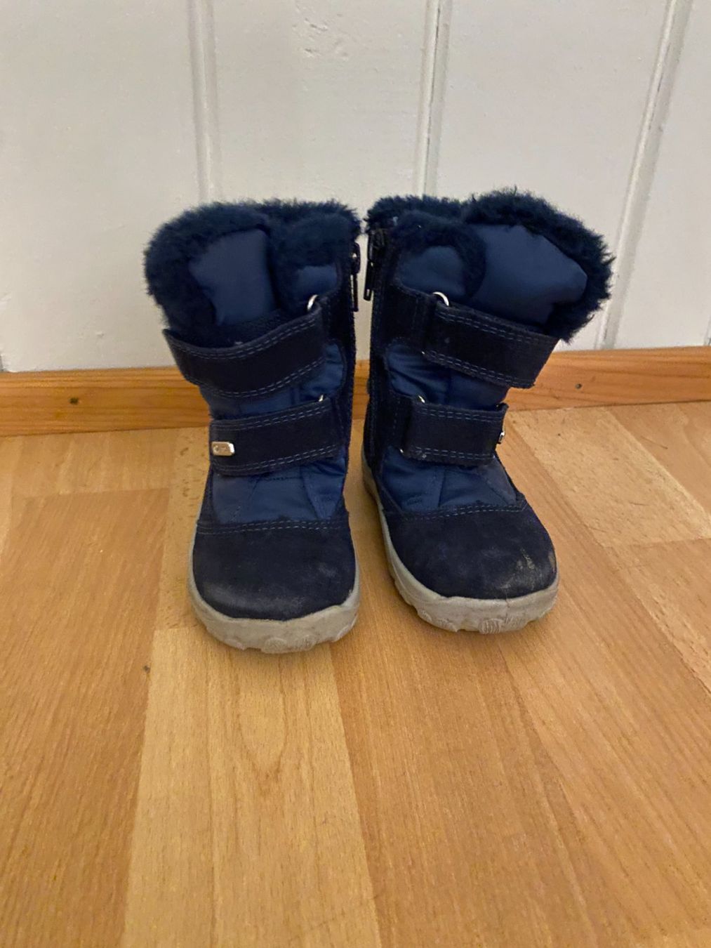 Elefanten Schuhe für Jungen: Winterstiefel Kinder Grösse 20 Elefanten – Gebraucht aus Richterswil von Mano1st 1