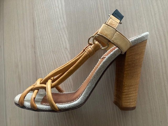 Lanvin Scarpe da donna: Sandalen von Lanvin – Usato da Rapperswil SG venduto da Carlotta1 2
