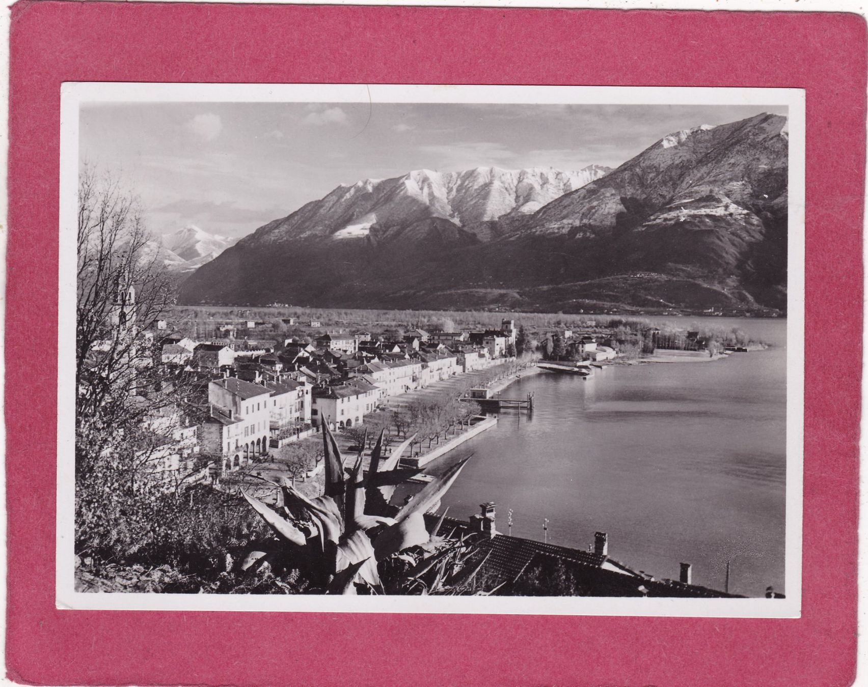 Cartoline postali: Ascona La Piazza 1946 – Usato da Herisau venduto da Lisegrat2008
