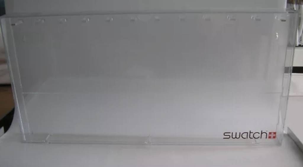 Vetrine: SWATCH Sammelvitrine – Usato da Arlesheim venduto da Reszum 1
