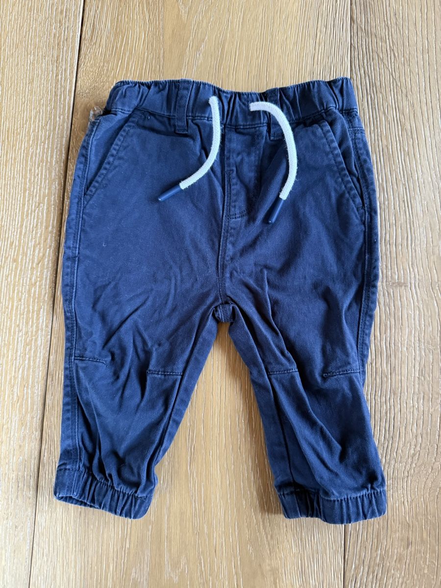 Manor Hosen: Dunkelblaue Hose Grösse 68  – Gebraucht aus Pragg-Jenaz von gobrist