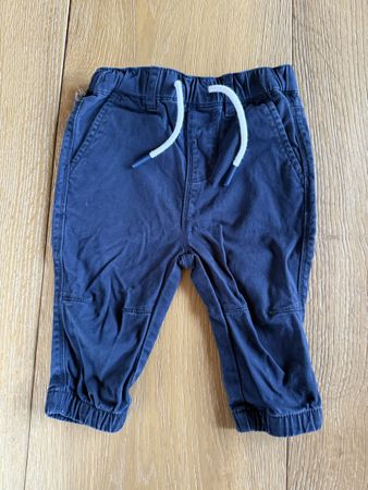 Dunkelblaue Hose Grösse 68 