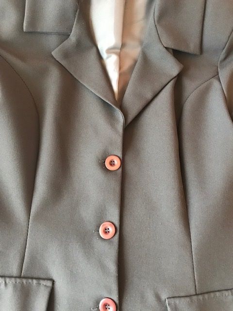 Giacche: Langer Blazer taupefarben – Usato da Flurlingen venduto da Tobia04 2