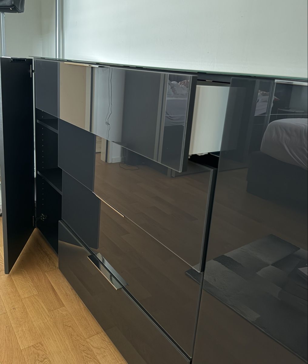 Cassettiere: Sideboard Hochglanz Anthrazit Kommode Top Zustand – Usato da Kaiseraugst venduto da MedinaSecondhand 3