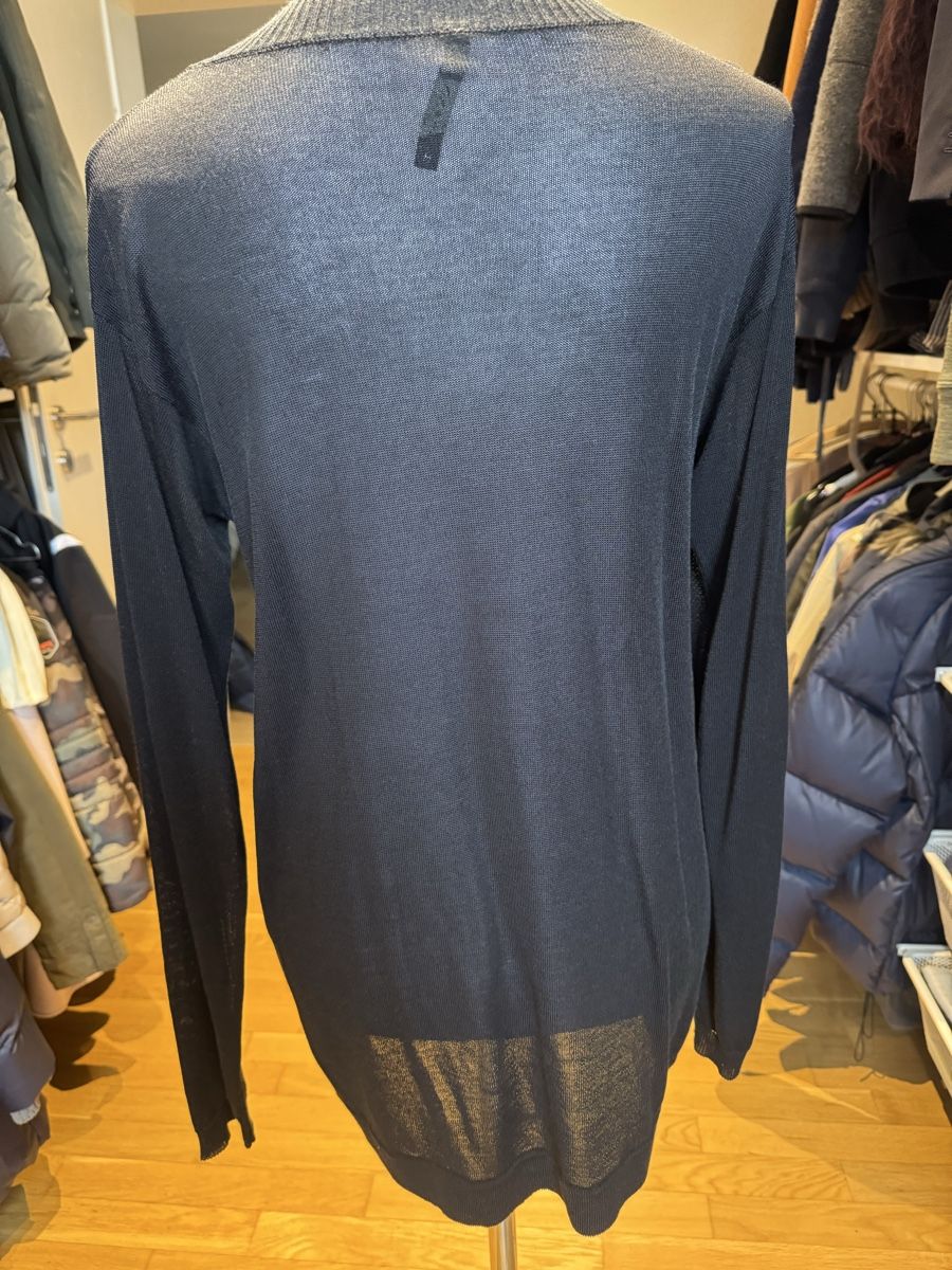 Maglioni & Felpe: Asymmetrical long sleeve shirt – Usato da Münchenstein venduto da ArleneLM