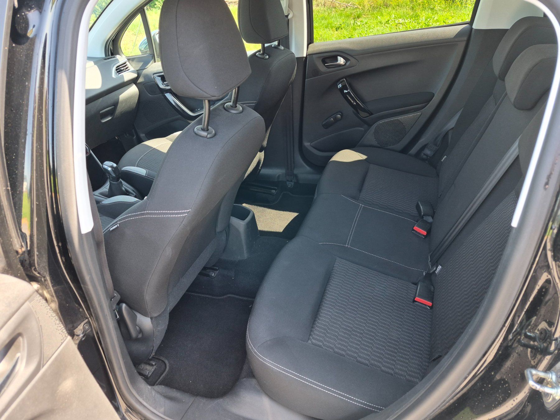 Peugeot Automobili: Peugeot 208 1.2 VTi Style – Usato da Freienbach venduto da fuska82 4