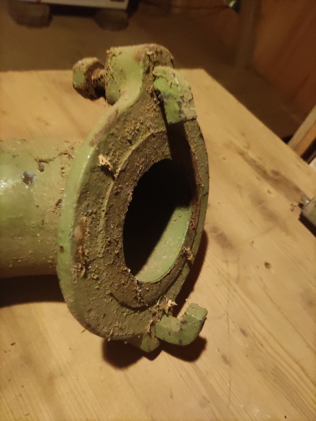 Trattamento dei liquami: Gülle Jauche Gussrohrbogen, Grün, Top – Usato da Unterkulm venduto da Fleischkaese1 2