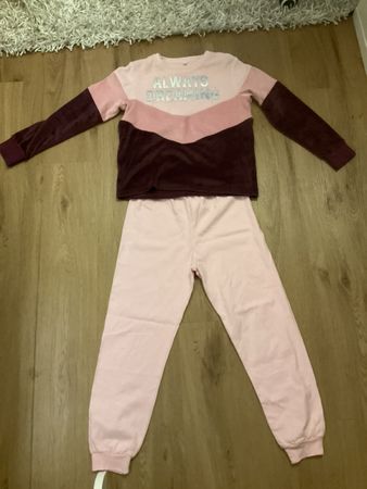 Mädchen Schlafanzug rosa lila Grösse 146 guter Zustand