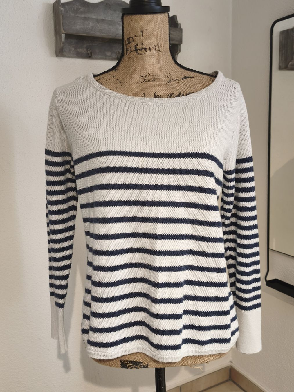 Maglioni & Felpe: Pullover Helene Fischer Tchibo gestreift weiss blau – Usato da Emmetten venduto da SecondhandSiska