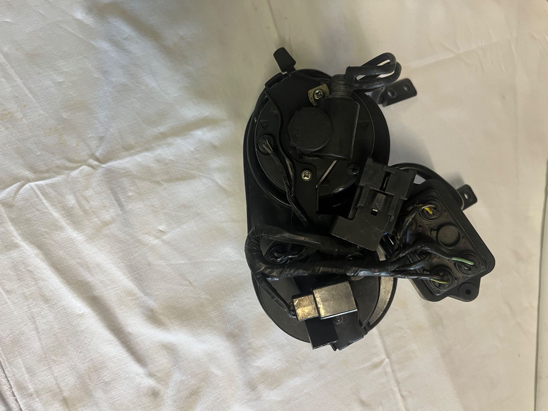 Suzuki Tutti i ricambio per moto: Suzuki GSX-R 1100 Tacho Einheit – Usato da niederlenz venduto da Duc6 5