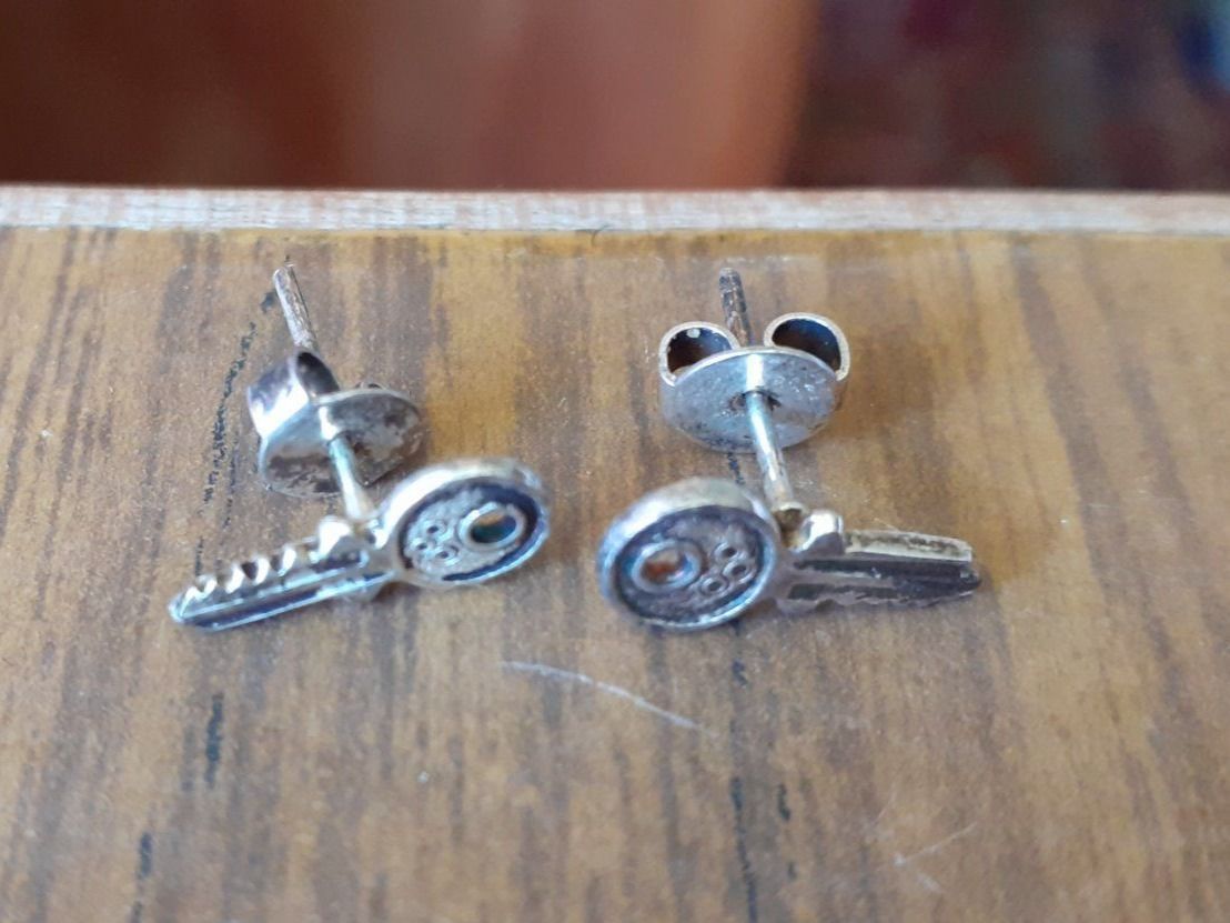Ohrringe & -stecker: Ohrringe Silber Schlüssel – Gebraucht aus Mörschwil von wunderkiste44 4