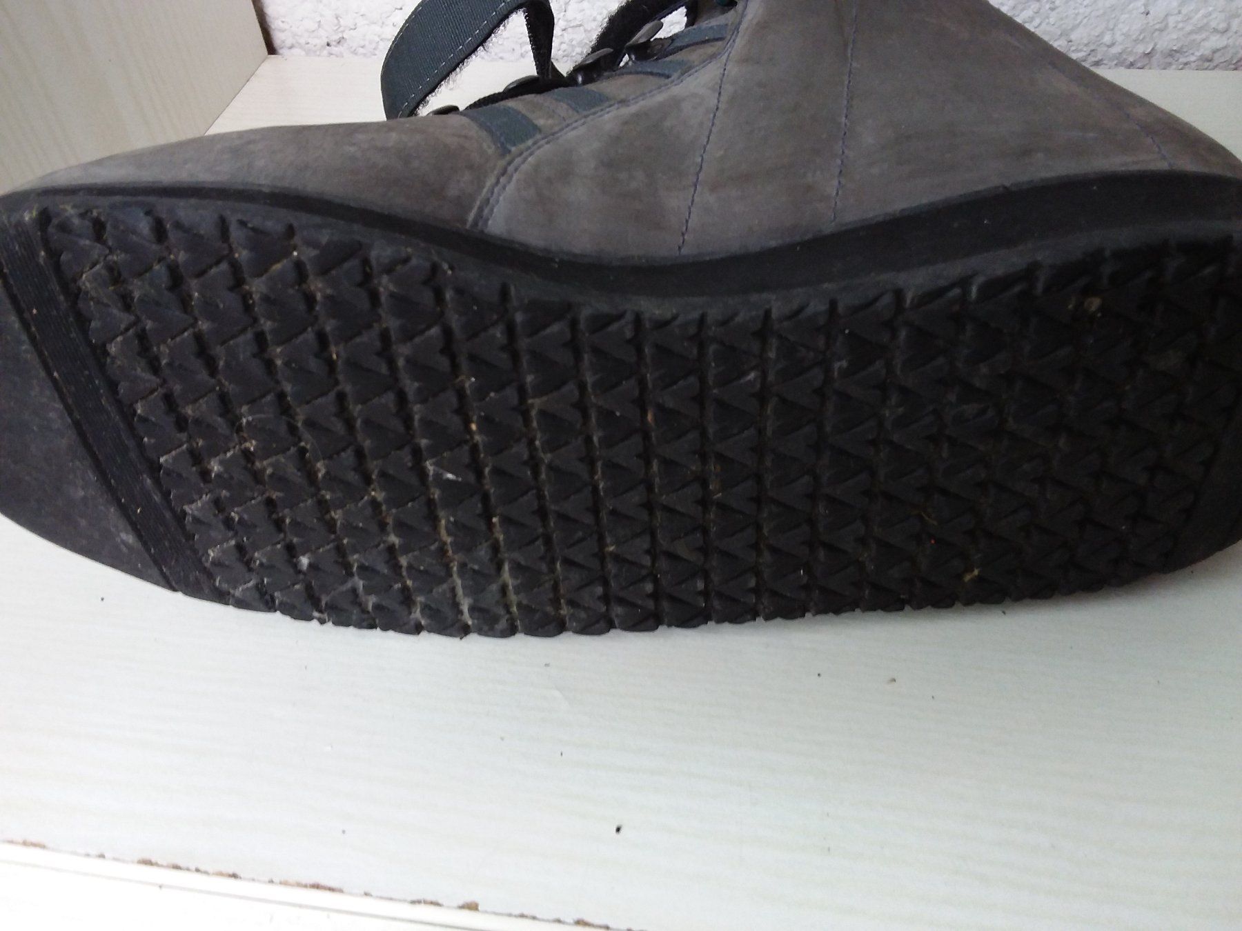 Künzli Scarpe da uomo: Künzli Freizeit oder WandeschuheGrössse 42-43 – Usato da Baden venduto da Katzenbaum27 2