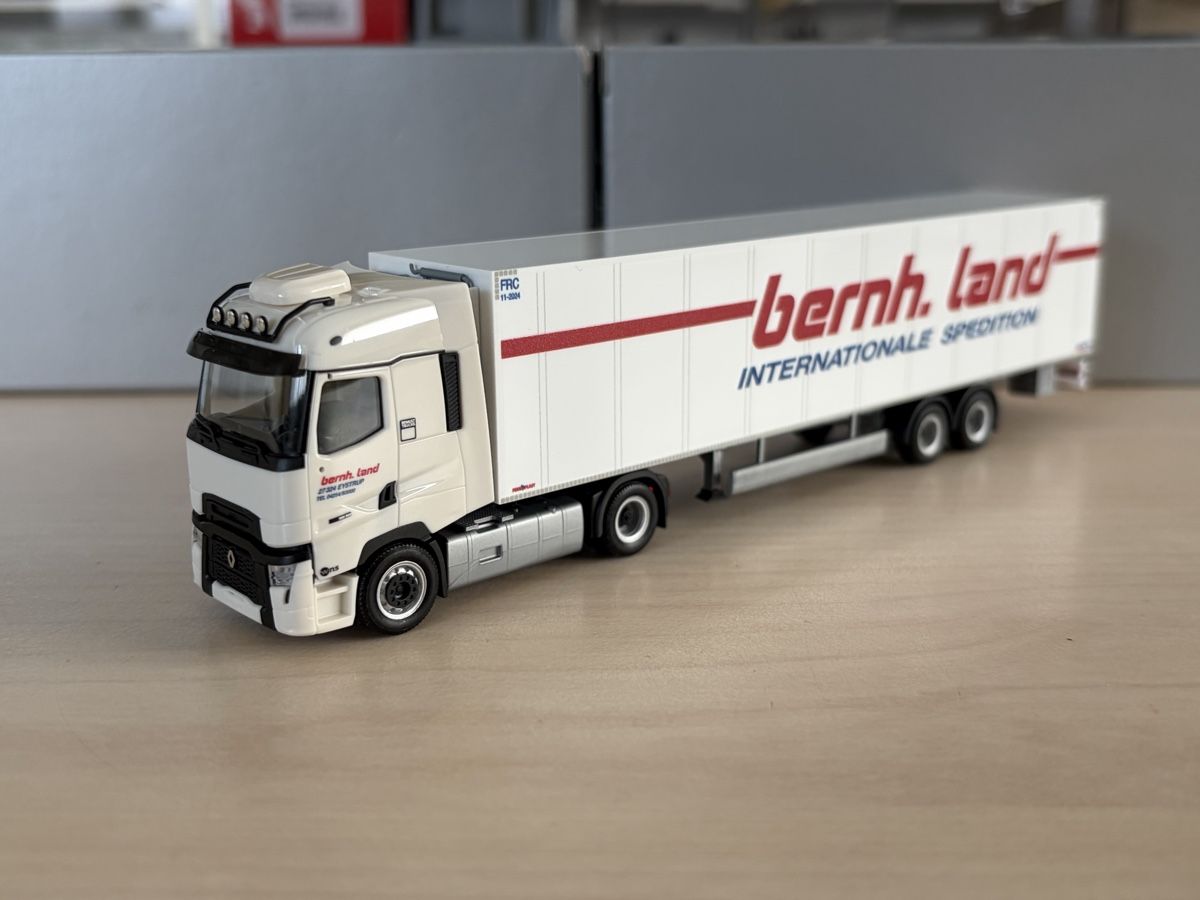 Herpa Modellini d'auto: Renault T Bernhard Land – Nuovo e nell'imballaggio originale da Felben-Wellhausen venduto da Mobil01