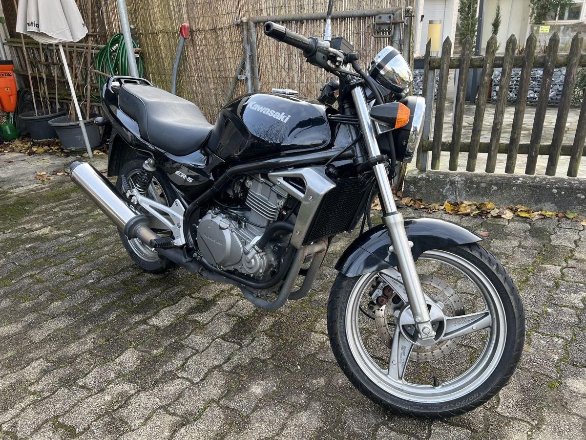 Kawasaki Strasse: Kawasaki ER-5 1997 – Gebraucht aus Dachsen von  8