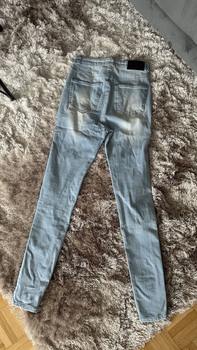 Jeans: Fitjeans Grösse S – Nuovo (secondo la descrizione) da Frauenfeld venduto da sarahmaracara 1