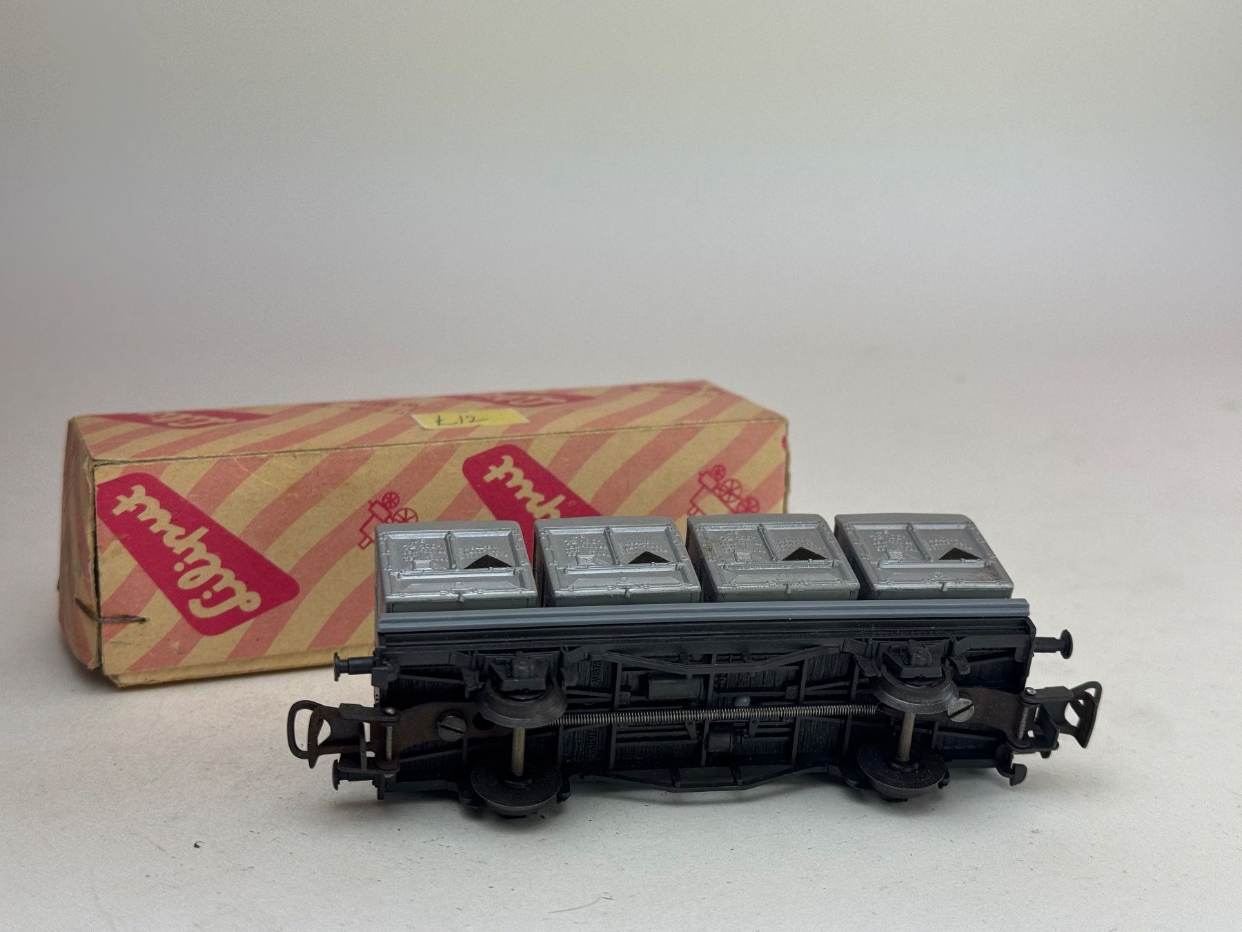 Liliput Modellini di ferrovie: EX-  Liliput Kleincontainer Güterwagen – Usato da Elm venduto da Wikmtz 2