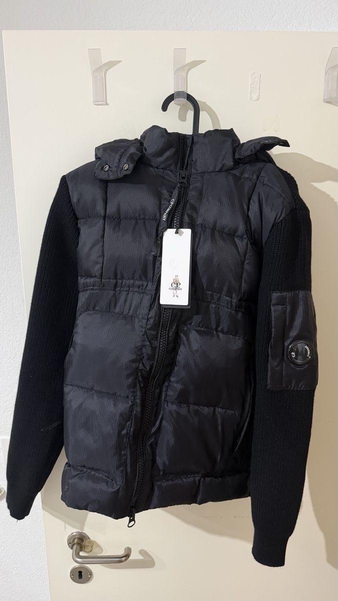 CP Company Jacken: C.P. Company Jacke – Neu (gemäss Beschreibung) aus Kägiswil von rg_007