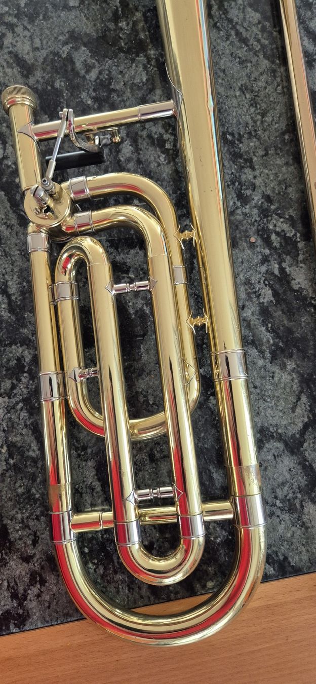 Musikinstrumente: Bach Posaune mit Quartventil – Gebraucht aus Roggwil BE von fra_q2b8 2