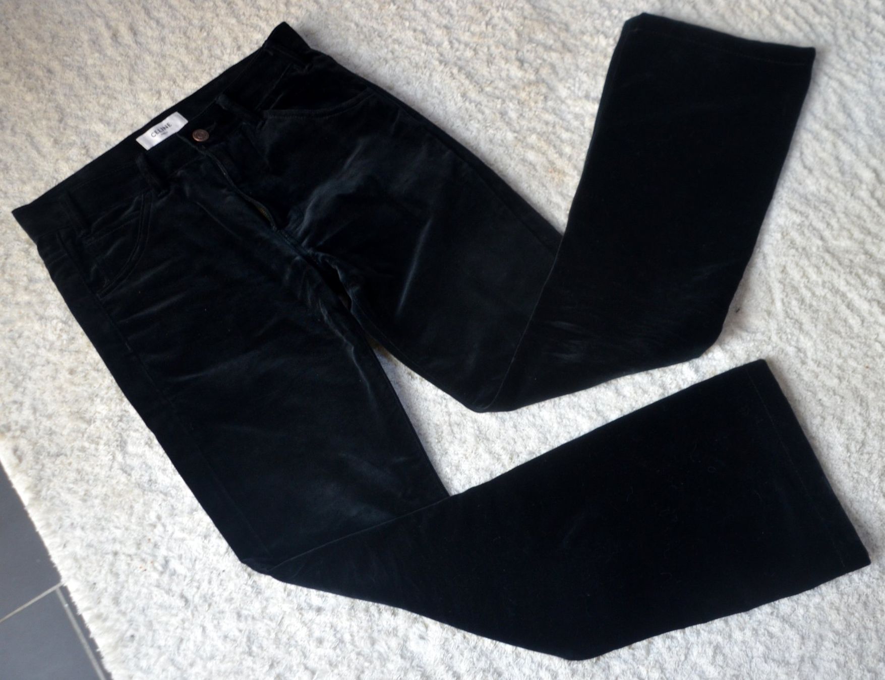 Celine Hosen: Céline Samthose / Pantalon en velours 26 / S – Gebraucht aus Collonges von Auganien