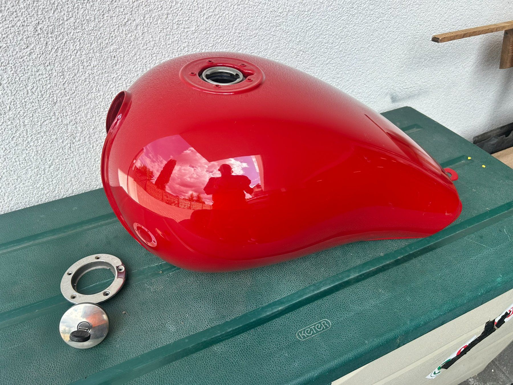 Moto Guzzi Accessori per altri veicoli: Moto-Guzzi California EV Tank 2003-2009 – Usato da Hüttikon venduto da mduke1 1