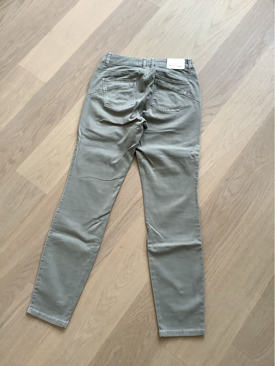 Jeans: Sommerjeans, Marc Aurel, grün, Gr. 38 – Nuovo (secondo la descrizione) da Cham venduto da capalari 2