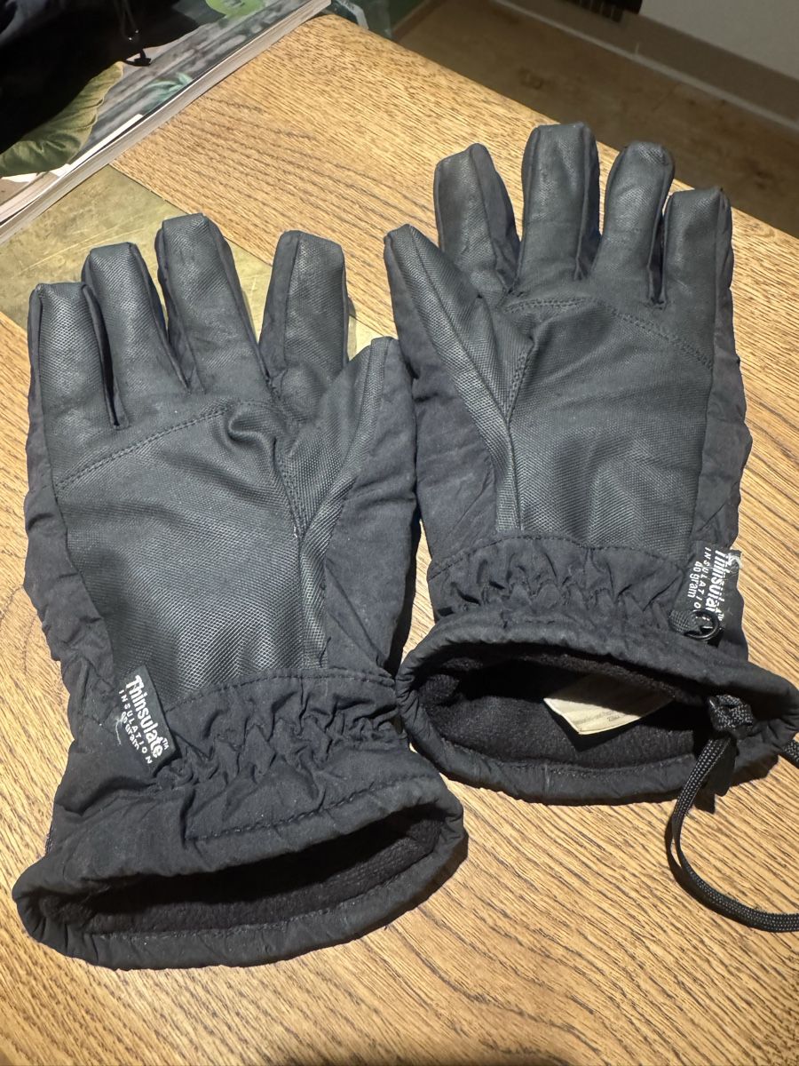 Gants & mitaines : Thinsulate Gloves – D'occasion à St. Moritz par Bengeee 1