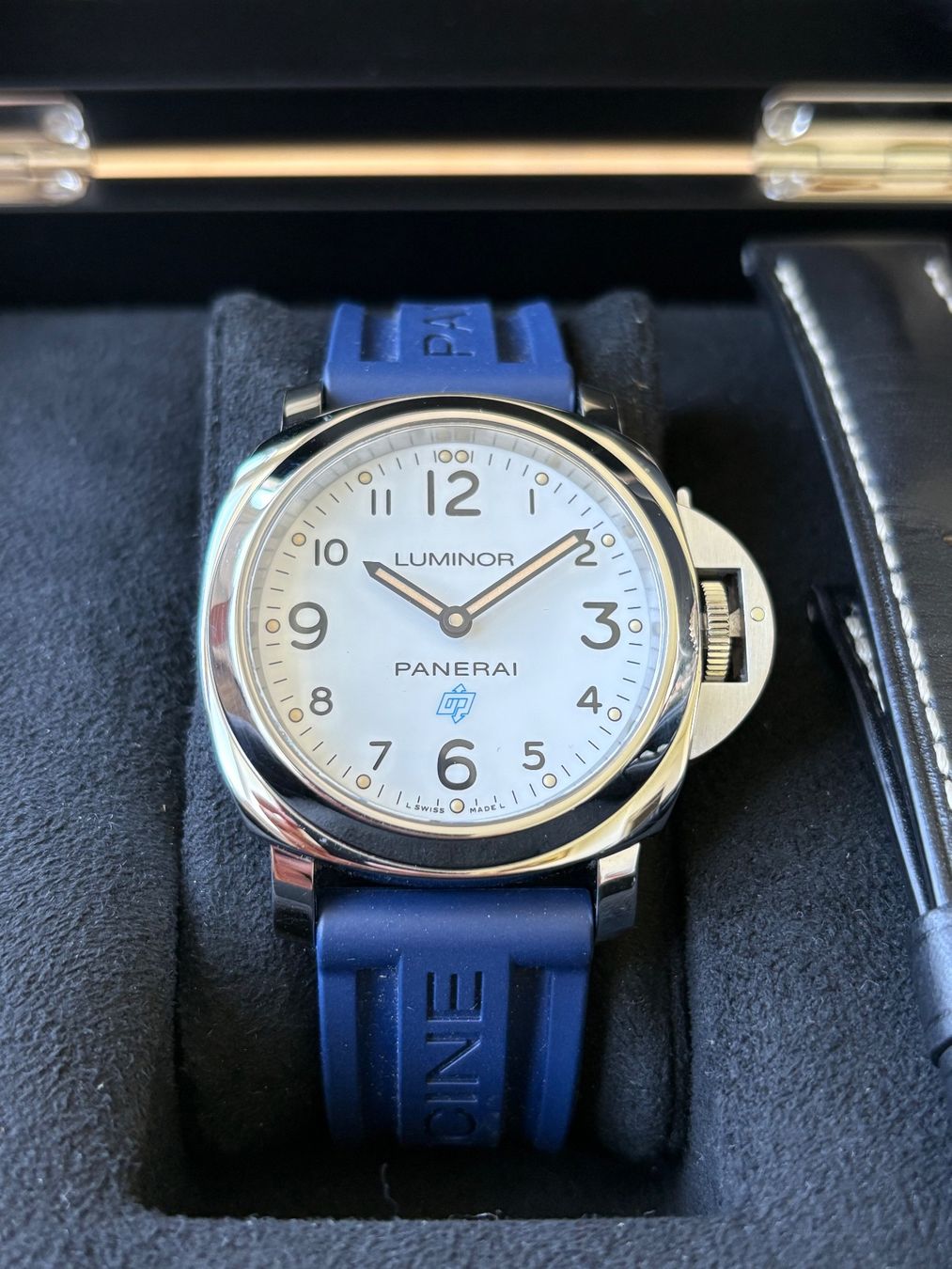 Panerai Orologi: PANERAI Luminor Base Logo PAM00775 – Usato da Birsfelden venduto da Mynos