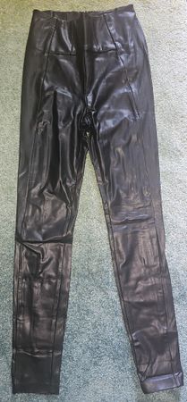 Guess Lederimitat Hose Schwarz XS/S - Top Zustand!
