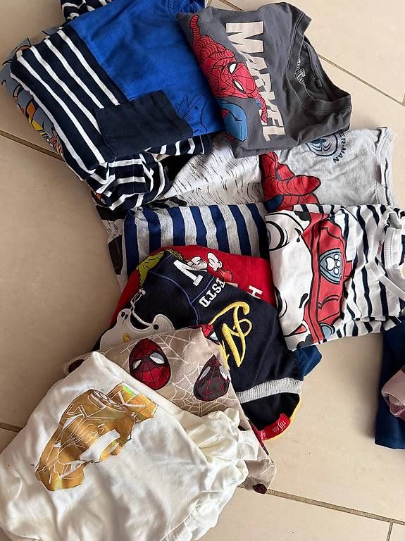Ensembles coordonnés: XXL Kleiderpaket Jungs 128 – D'occasion à Rümlang par sunschine_90 3