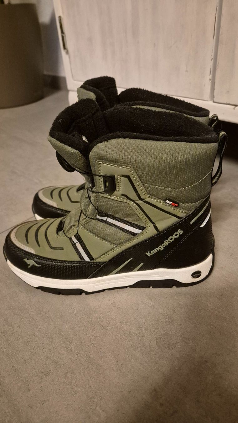 Scarpe da uomo: KangaRoos Winterstiefel Gr.37 – Usato da Wiesendangen venduto da Sandrina7