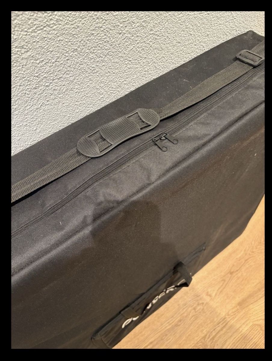 Gonser Lettini & sedie per cosmetici: Massagetisch Gonser  – Nuovo (secondo la descrizione) da Rapperswil SG venduto da Hel_rpq5 6