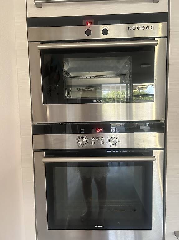 Siemens Appareils de cuisine: Backofen und Steamer von Siemens – D'occasion à Sutz par SteinerRico