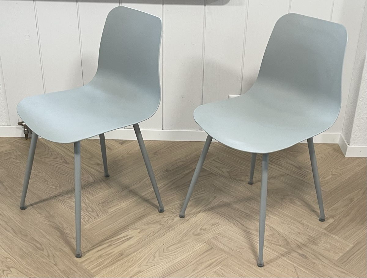 Pfister Stühle: 4 Pfister Stühle Samaia grau  – Gebraucht aus Gunzwil von Klick17