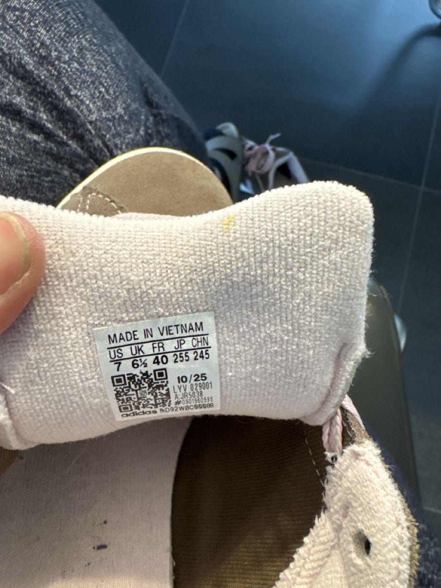 Scarpe da uomo: Adidas Campus Sneaker – Nuovo (secondo la descrizione) da Unterseen venduto da Zurbi 2